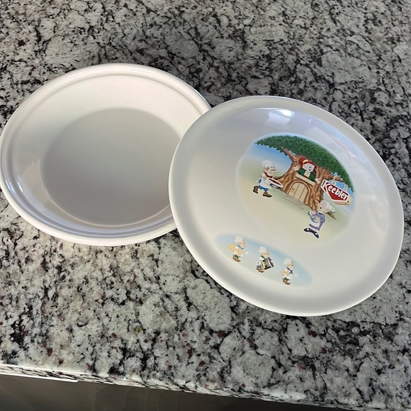Vintage Keebler Elves pie dish with lid - Picture 1 of 7